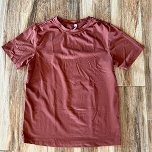 Women's Classic Rust Fabletics Top